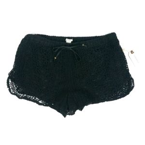 NWT Forever 21 crochet drawstring shorts